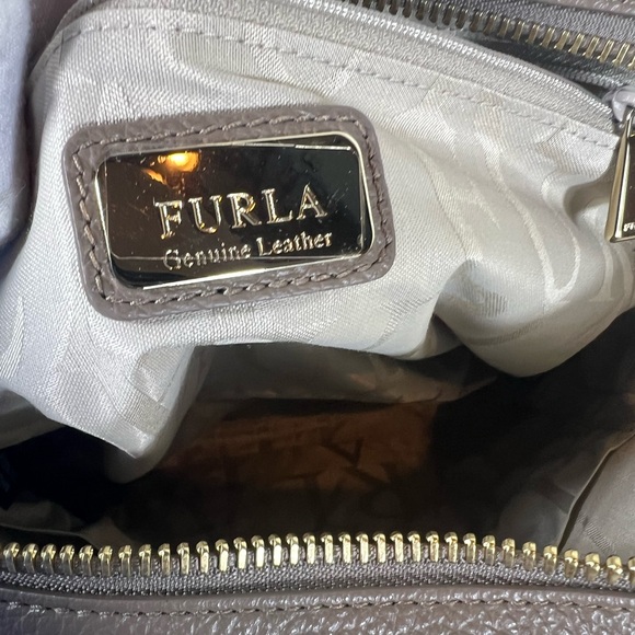 Furla two way bag - shoulder strap included - Picture 13 of 16